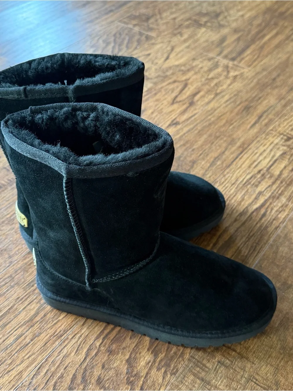 Women's Black Plush Winter Boots - Cozy Fleece Lined